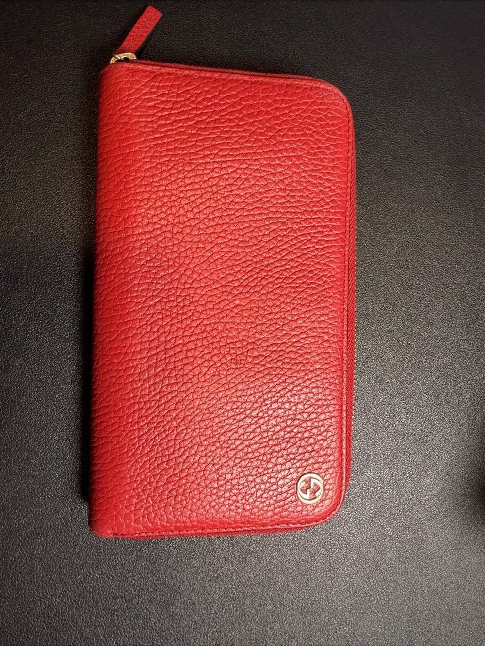 Gucci 309705 Interlocking G Red Leather Zip Around Continental Wallet Italy